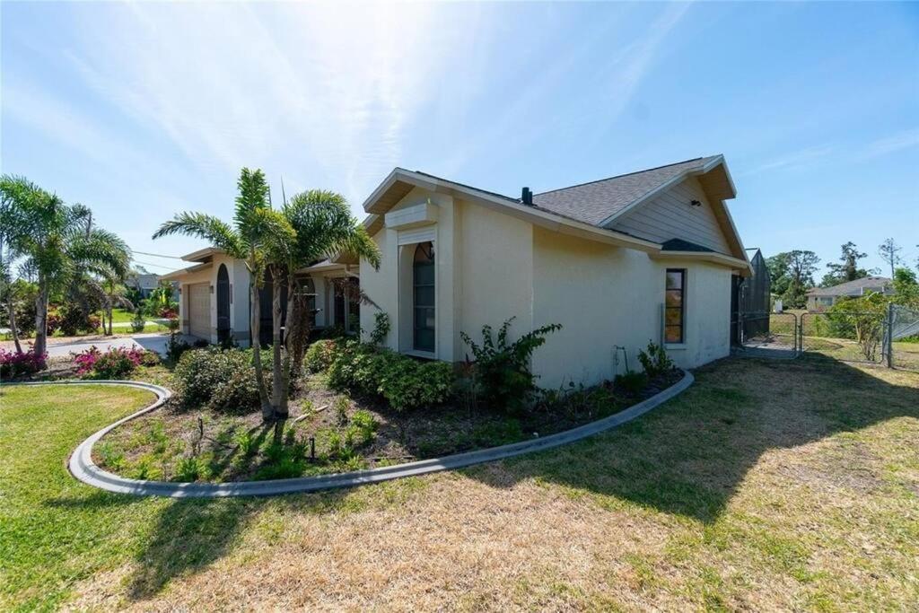 Seabreeze 3-Bedroom Pool Villa Close To The Beach!!! Port Charlotte Bagian luar foto
