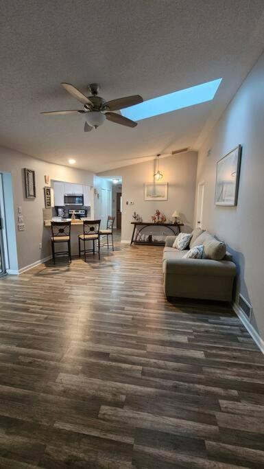 Seabreeze 3-Bedroom Pool Villa Close To The Beach!!! Port Charlotte Bagian luar foto