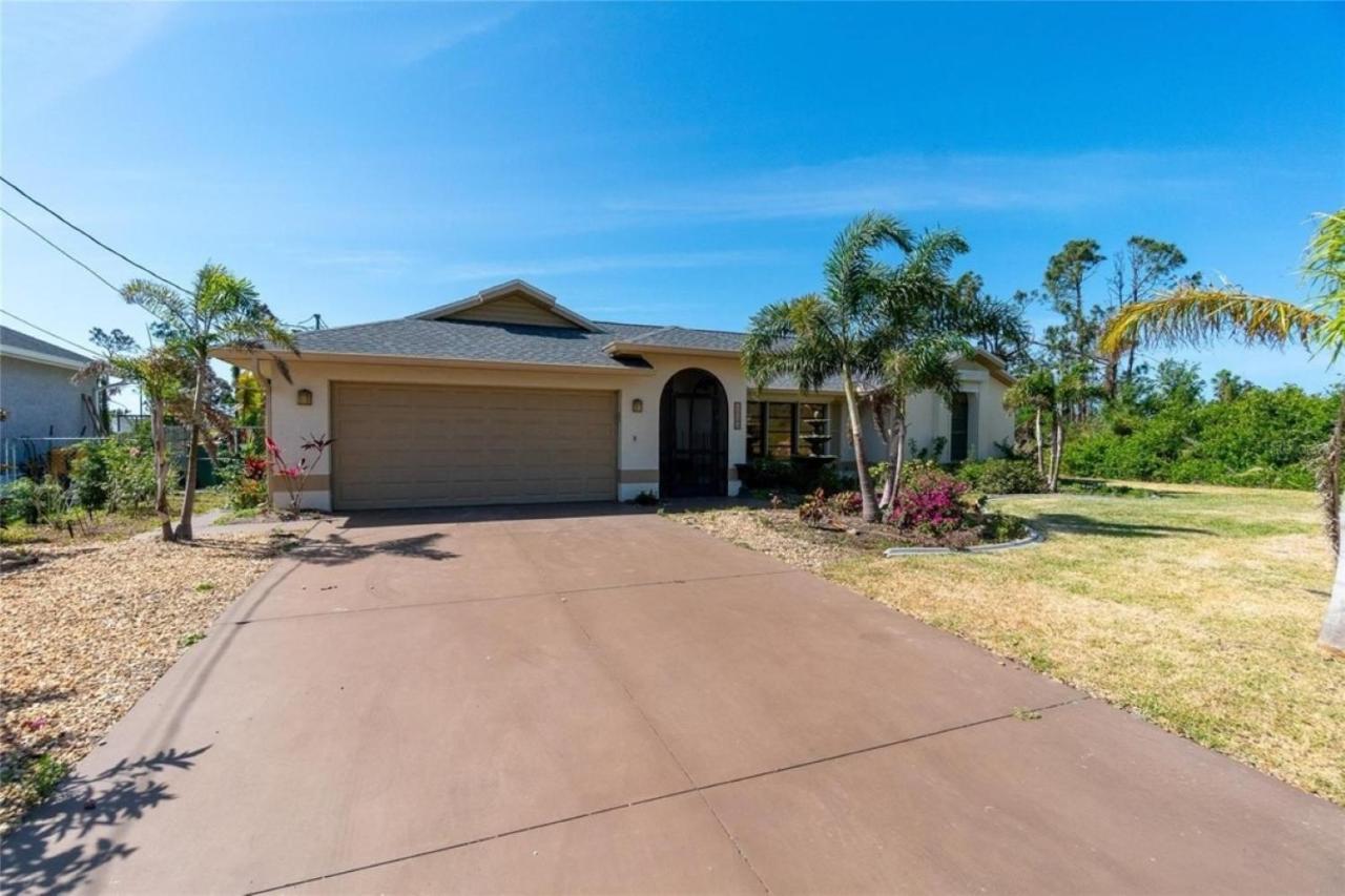 Seabreeze 3-Bedroom Pool Villa Close To The Beach!!! Port Charlotte Bagian luar foto
