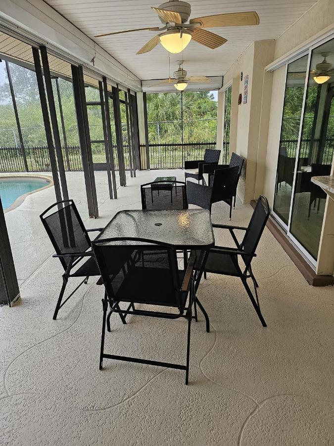Seabreeze 3-Bedroom Pool Villa Close To The Beach!!! Port Charlotte Bagian luar foto